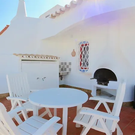 Al Salam- Cleverdetails, Walking Distance To The Marina, Restaurants, Supermarkets And Bakeries, Sleeps 8 Adults, Private Pool, Comunal Garden With Bigger Pool, Playground And Tennis Court Villa *